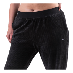 Nike Velour Pant Plus White/Black 11 Nike Velour Pant Plus White/Black -Majice s tankom Prodajna trgovina 193153323727 006 74d5135a44df4aefbbf95d3aba773a19