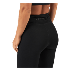Röhnisch Nora Lasting Pants Black -Majice s tankom Prodajna trgovina 7314840076624 005 4f937ef4db1e48319220303d2715d9a9